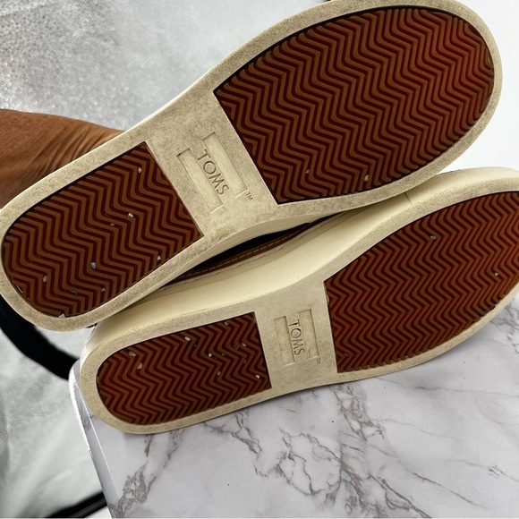 TOMS Paxton Ankle Sneaker Light Taupe Suede Size 7 Casual Comfy Slip On Cushion - Picture 2 of 10